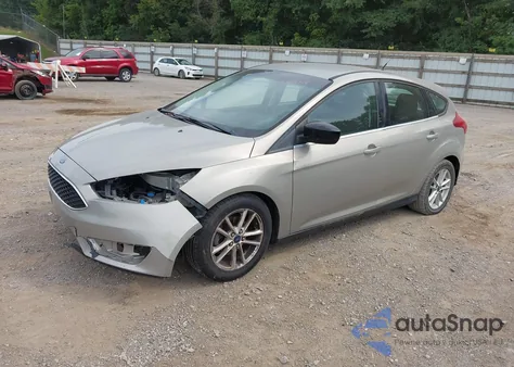 2015 Ford Focus Se z USA, uszkodzony, nr VIN 1FADP3K25FL238341